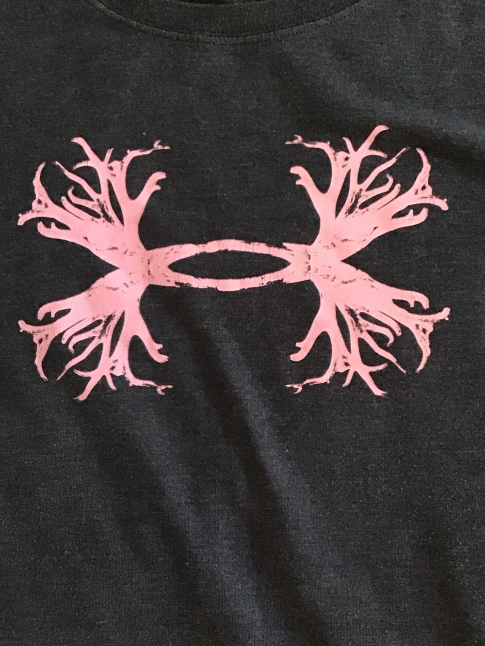 Under Armour Navy Blue Short Sleeve Tee with lavender Logo - Picture 2 of 5